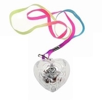Halsketting Hartje transparant met 3 gekleurde ledjes