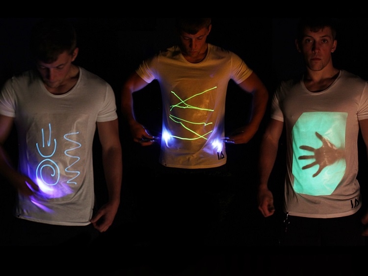 Wit Shirt met Groene Glow in de maat XXL