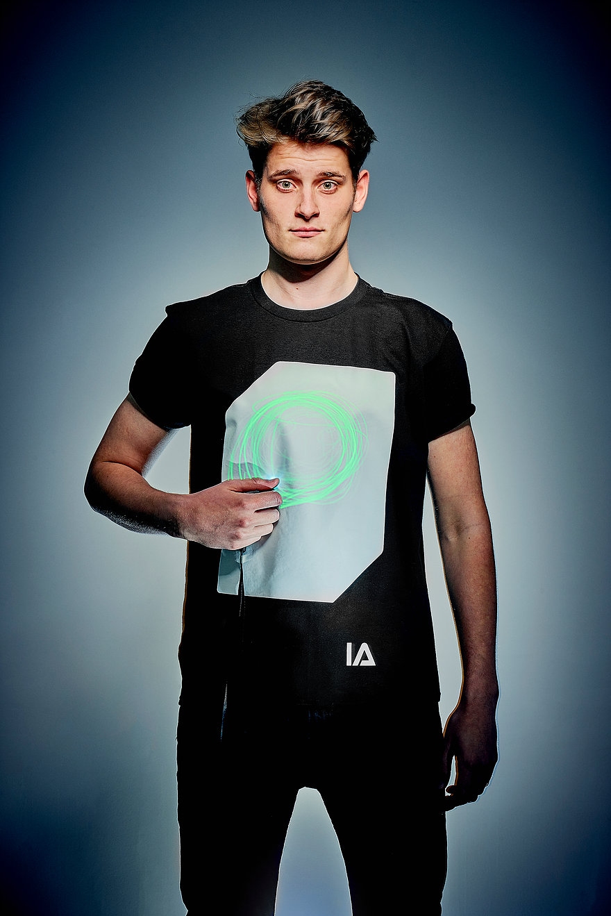 Zwart Shirt met Groene Glow in de maat XXL